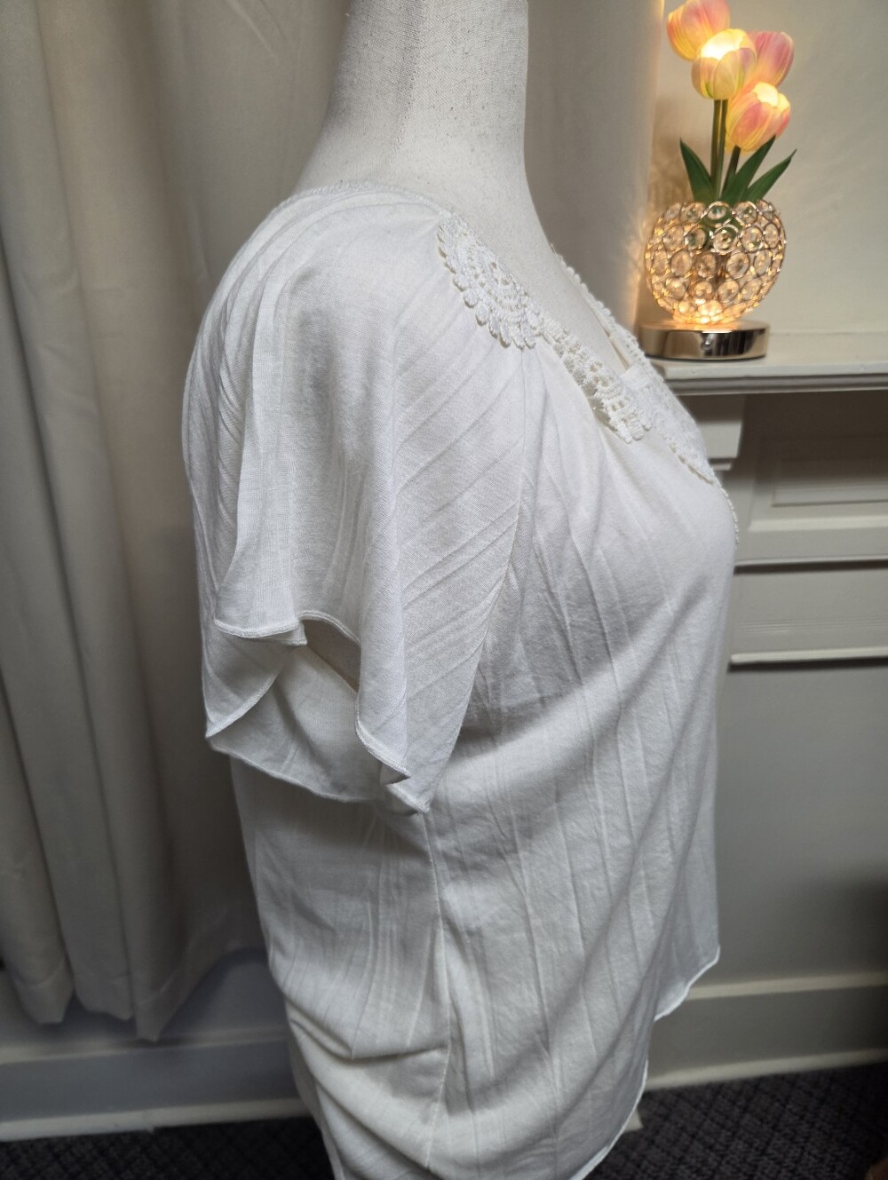 NWOT New York Laundry White Crochet Lace-Trim Short Sleeve Top Size XL - Picture 3 of 10